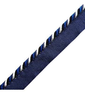 77 - CABLÉ 4.5MM SUR PIED...